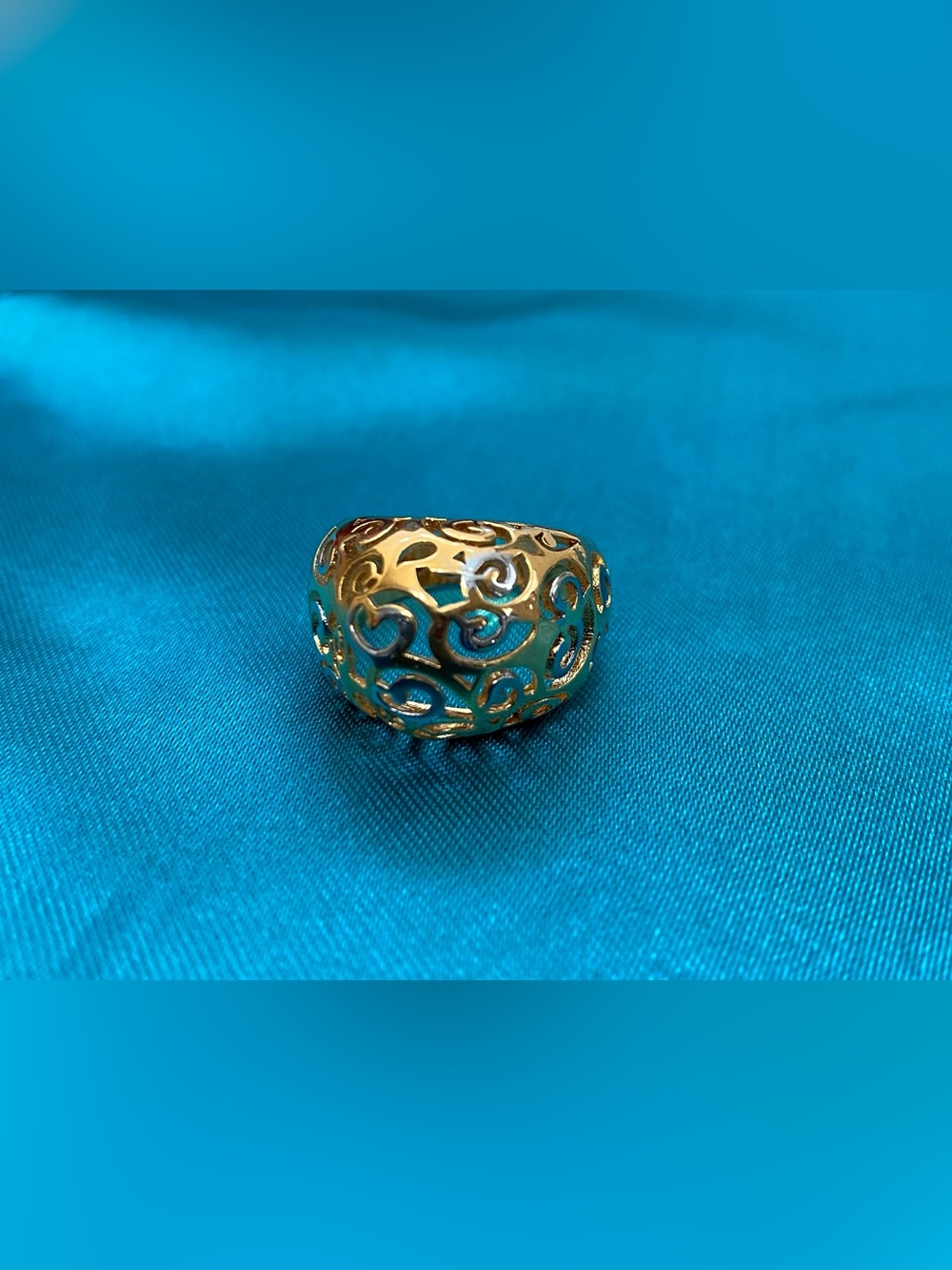 Gold Filigree Swirl Dome Ring - Elegant Women's Jewelry